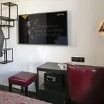 Arok Ξενοδοχείο