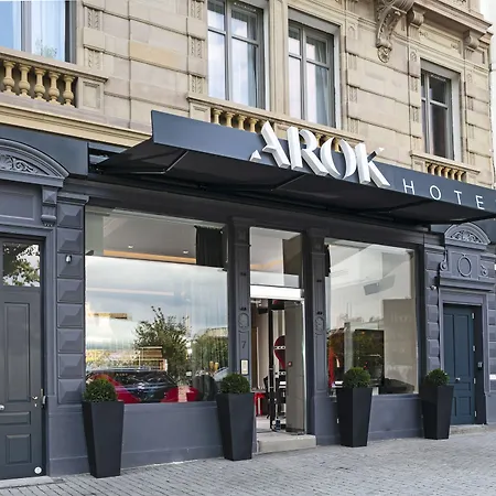 Отель Arok