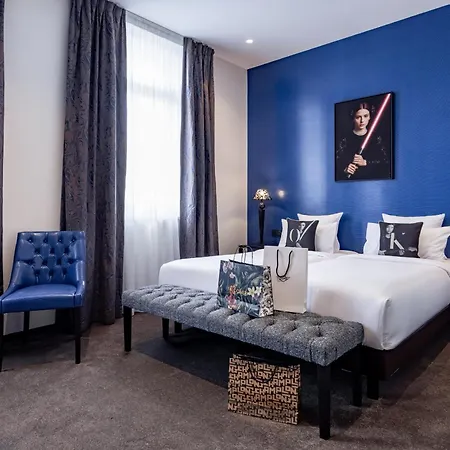 Arok Hotel