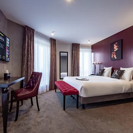 Hotel Arok 3*
