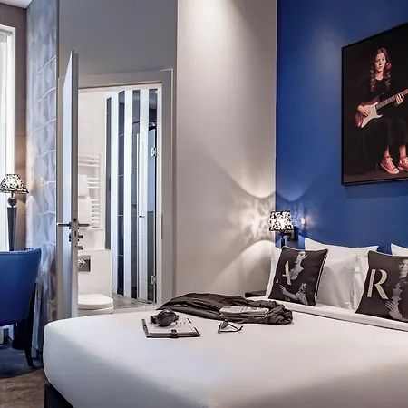 Arok Hotel 3*