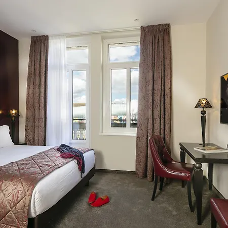Arok Hotel 3*